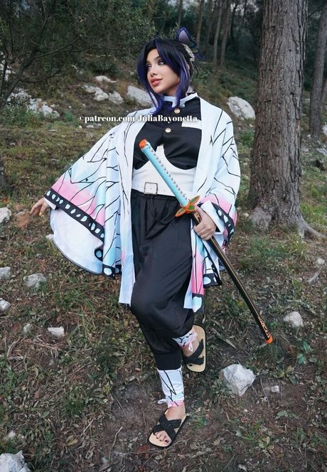 Julia Bayonetta