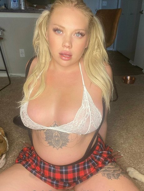 Foto di nudo di fuga di OnlyFans di Thesophiarosexx