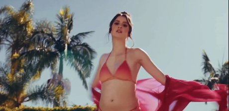 Laura Marano