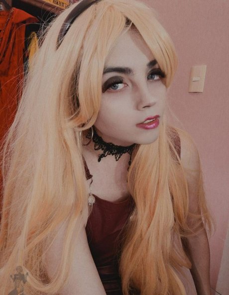 Darkwaifutrap