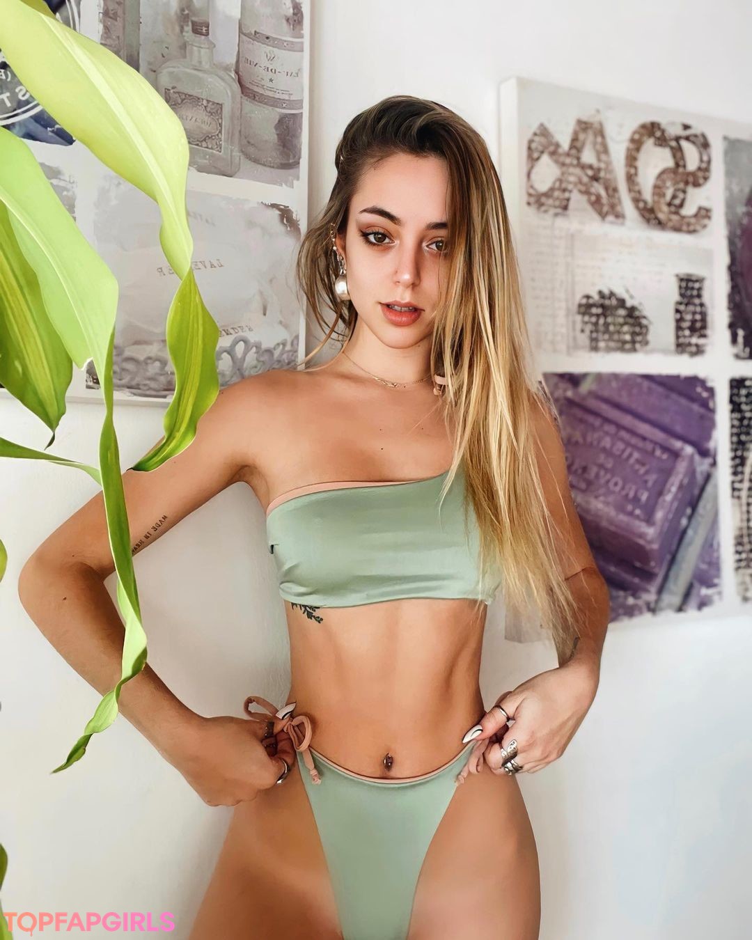 Foto di nudo di fuga di OnlyFans di Angeles Watters #1244