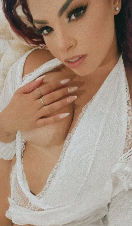 Amanda Miury