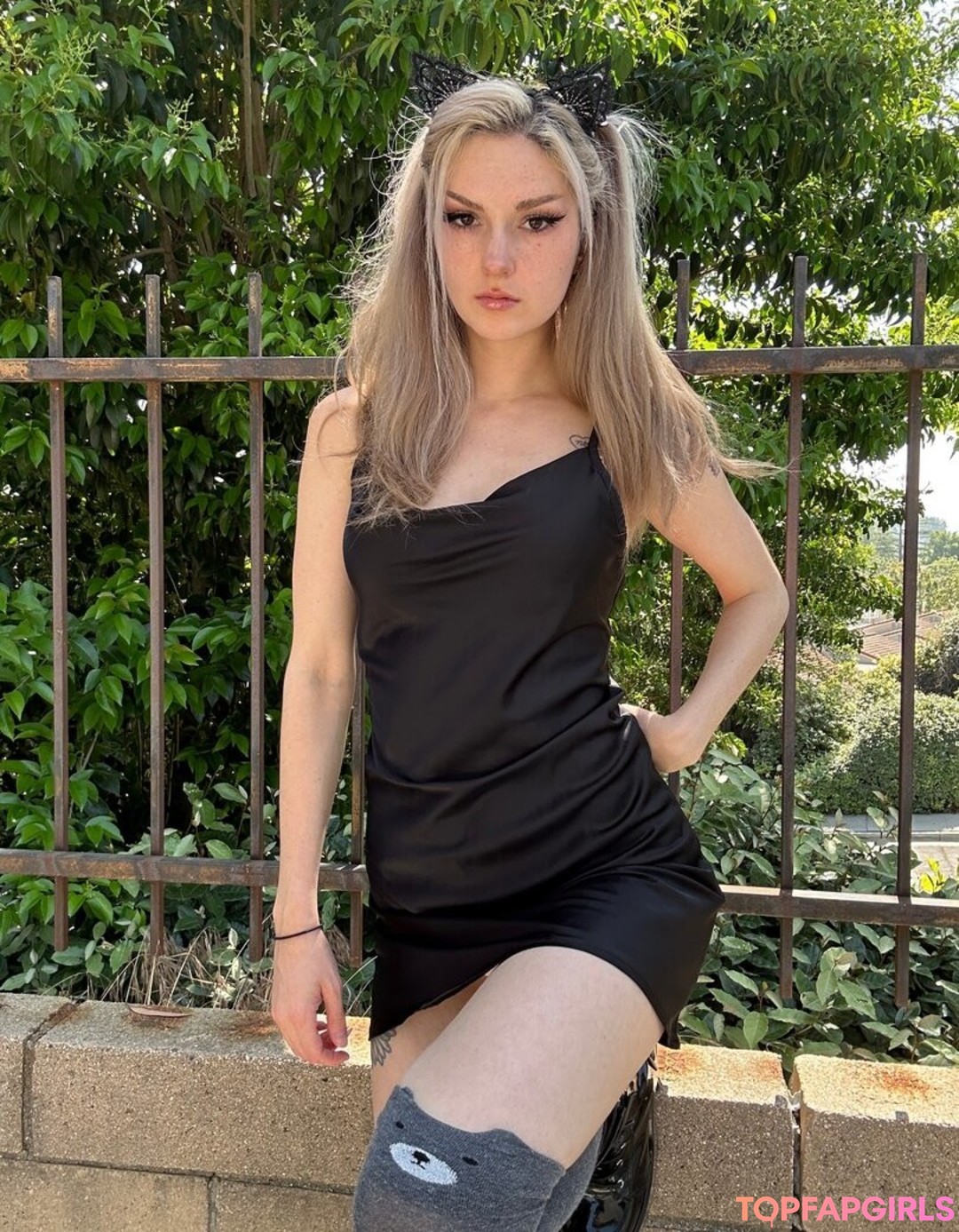 Foto di nudo di fuga di OnlyFans di Busy B Asmr #1410
