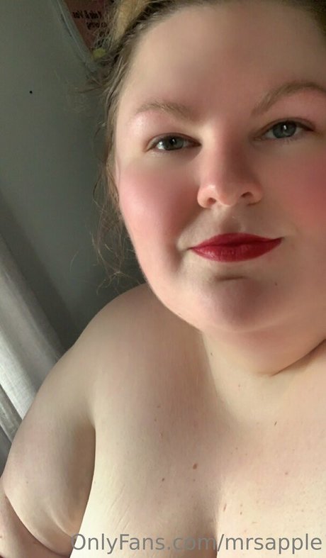 Foto di nudo di fuga di OnlyFans di Mrsapple