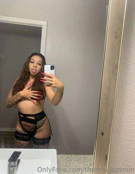 Foto di nudo di fuga di OnlyFans di Therealjazsmin