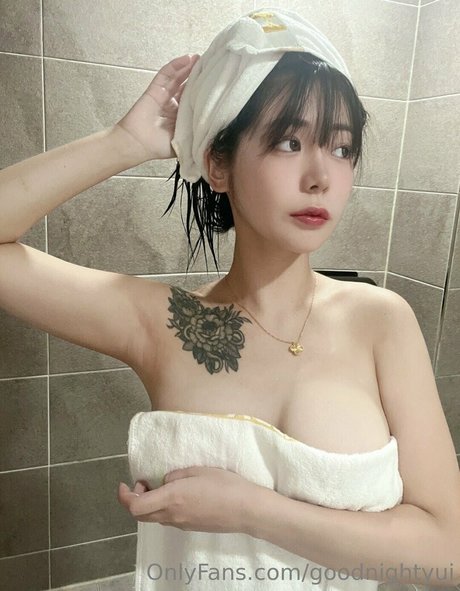 Foto di nudo di fuga di OnlyFans di Goodnightyui