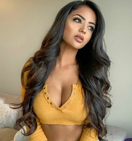 Aneeqa Farid