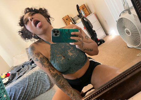 Nadia_bynature