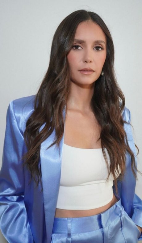 Nina Dobrev