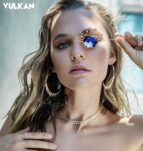 Foto di nudo di fuga di OnlyFans di Madison Iseman