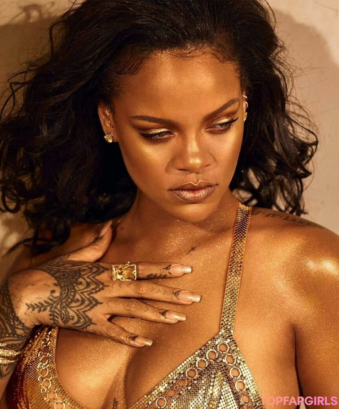 Foto di nudo di fuga di OnlyFans di Rihanna #1033