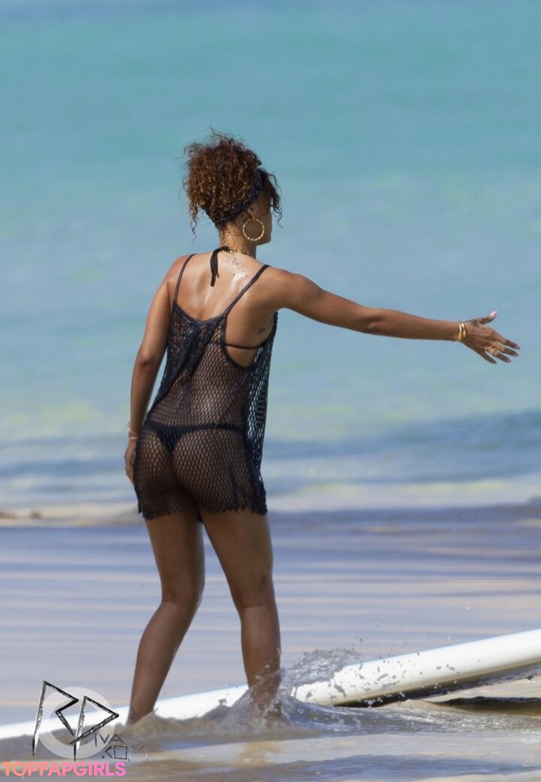 Foto di nudo di fuga di OnlyFans di Rihanna #1395