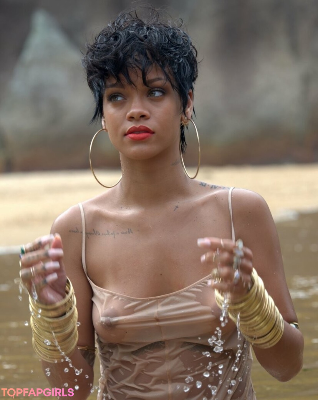 Foto di nudo di fuga di OnlyFans di Rihanna #1508