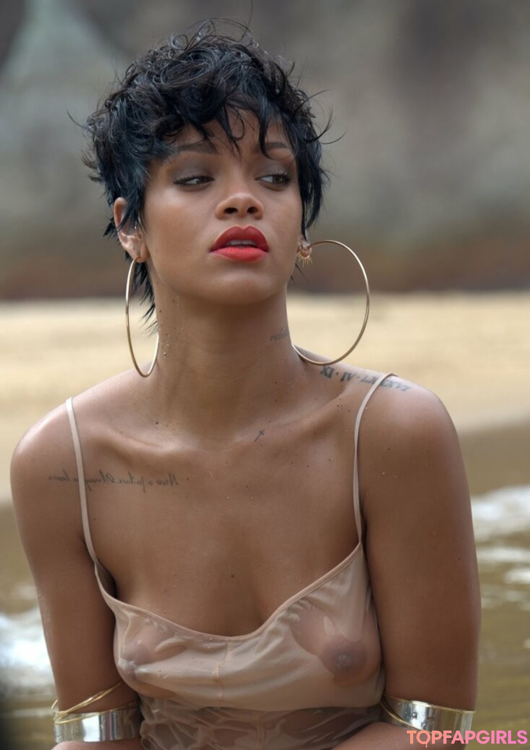 Foto di nudo di fuga di OnlyFans di Rihanna #1510