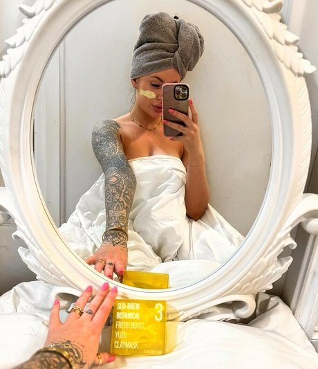Foto di nudo di fuga di OnlyFans di Beckie Holloway