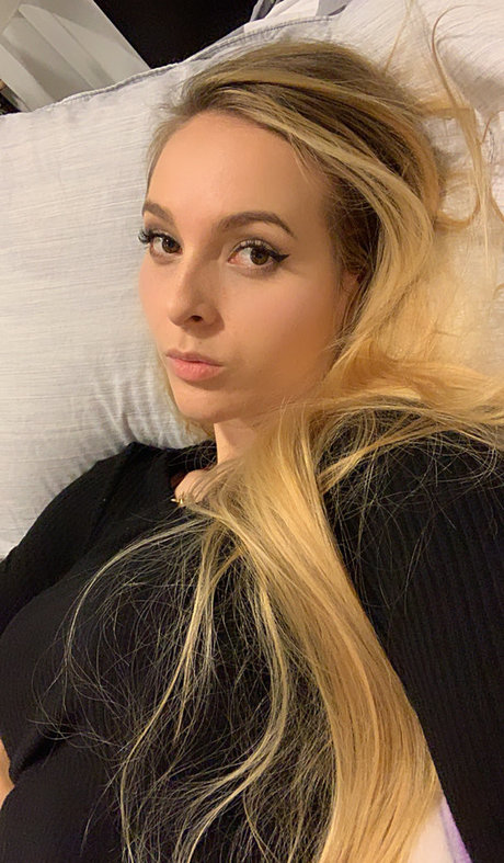 Foto di nudo di fuga di OnlyFans di Fasffy
