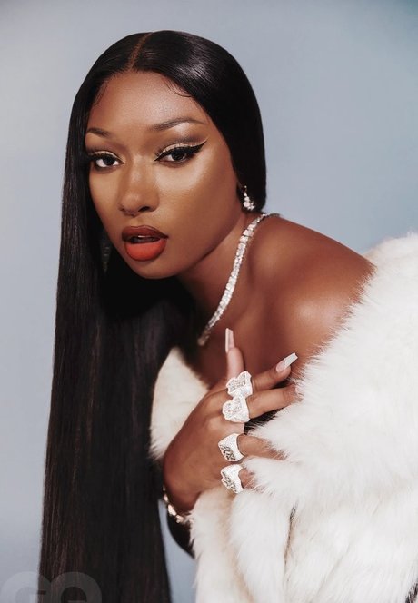 Foto di nudo di fuga di OnlyFans di Megan Thee Stallion
