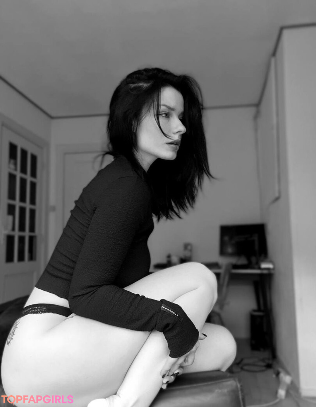 Foto di nudo di fuga di OnlyFans di Innervus #1034