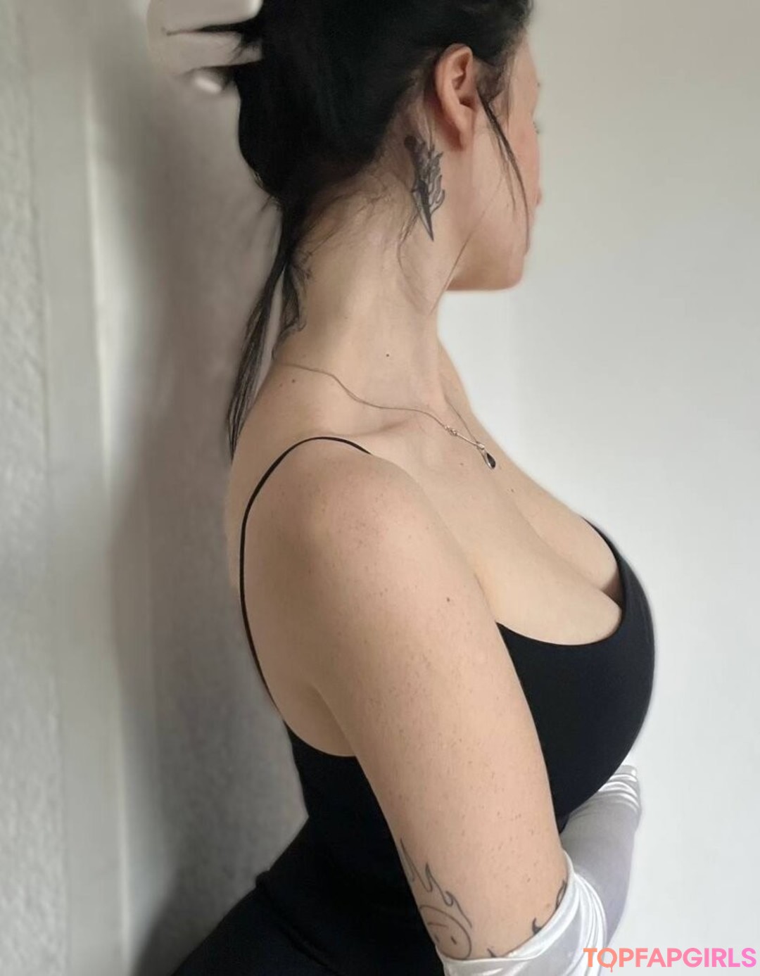 Foto di nudo di fuga di OnlyFans di Innervus #1142