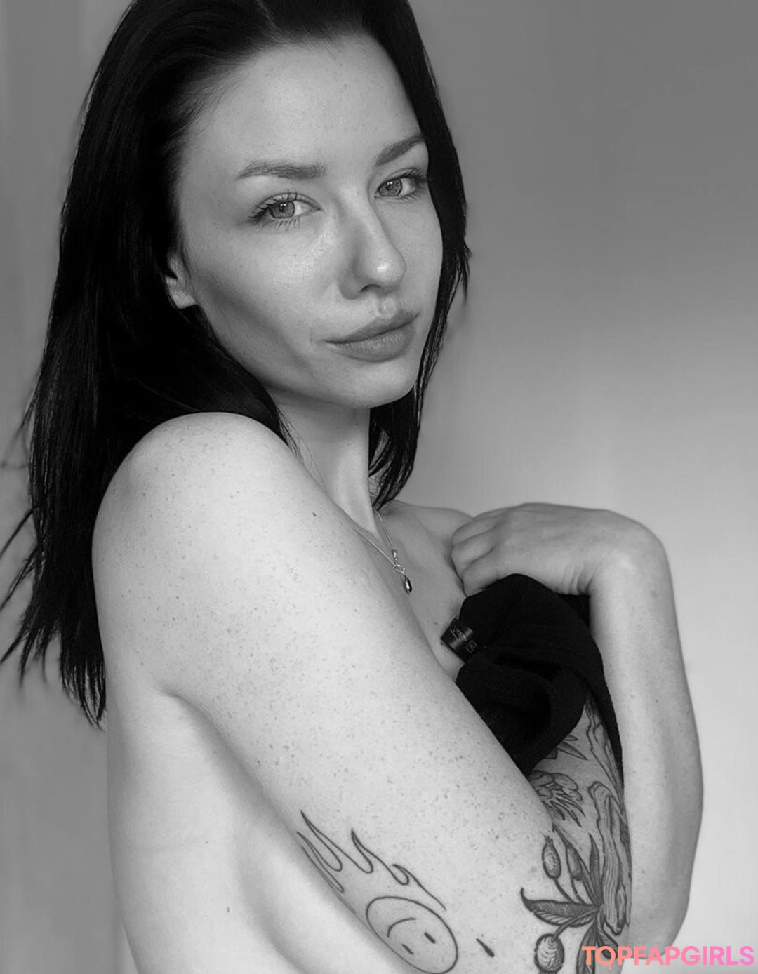 Foto di nudo di fuga di OnlyFans di Innervus #1166