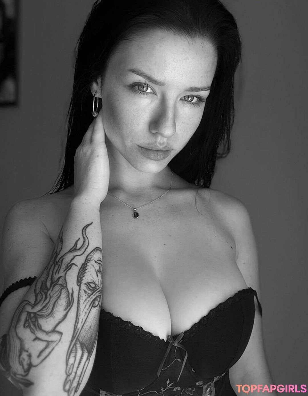 Foto di nudo di fuga di OnlyFans di Innervus #1411