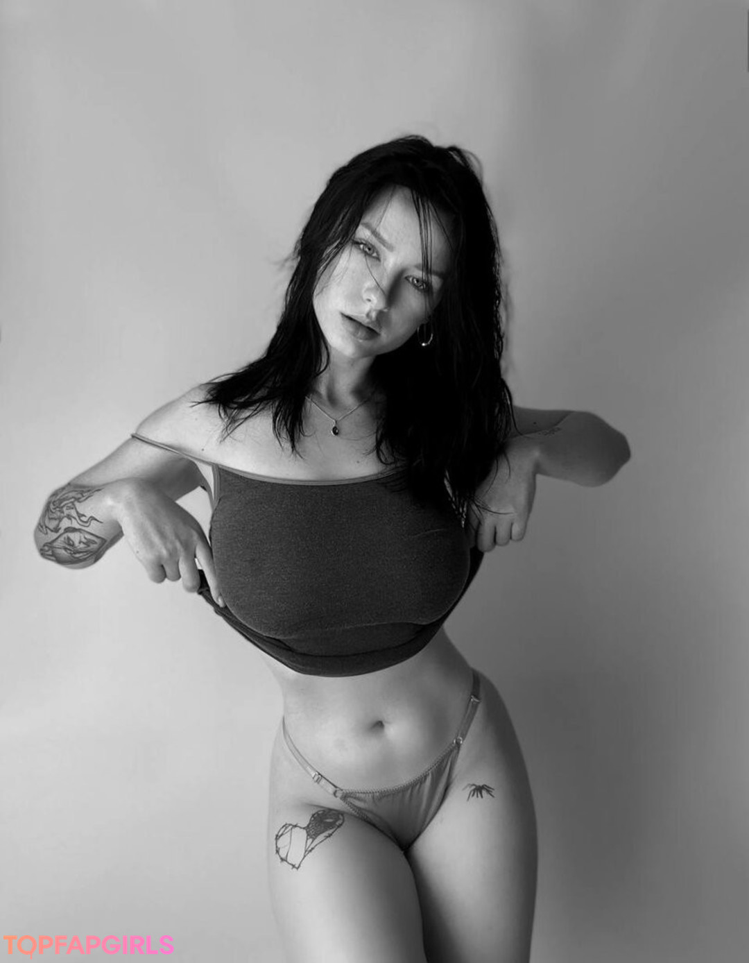 Foto di nudo di fuga di OnlyFans di Innervus #1640