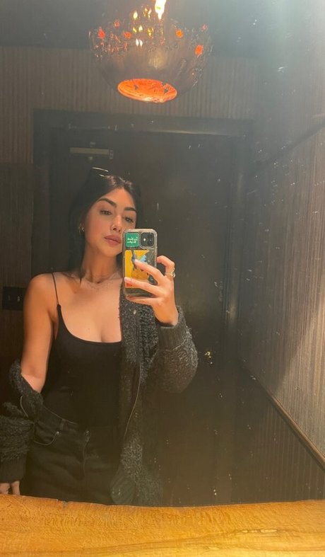 Alexa Mansour