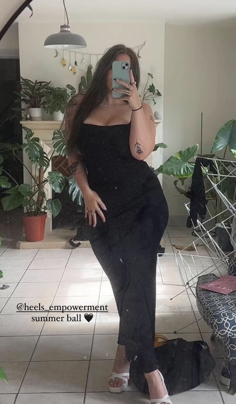 Foto di nudo di fuga di OnlyFans di Isabella Dorta