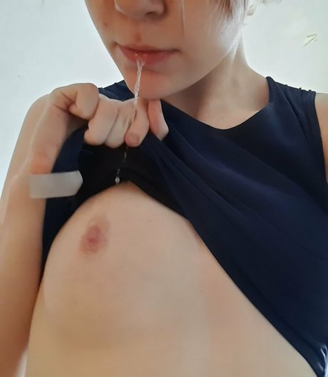 Xblackcherriesx
