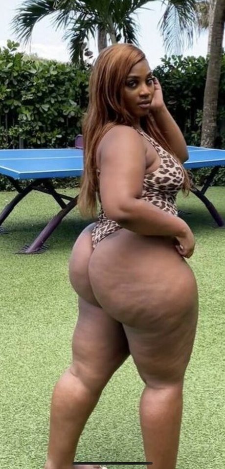 Foto di nudo di fuga di OnlyFans di Corporatethugnnn