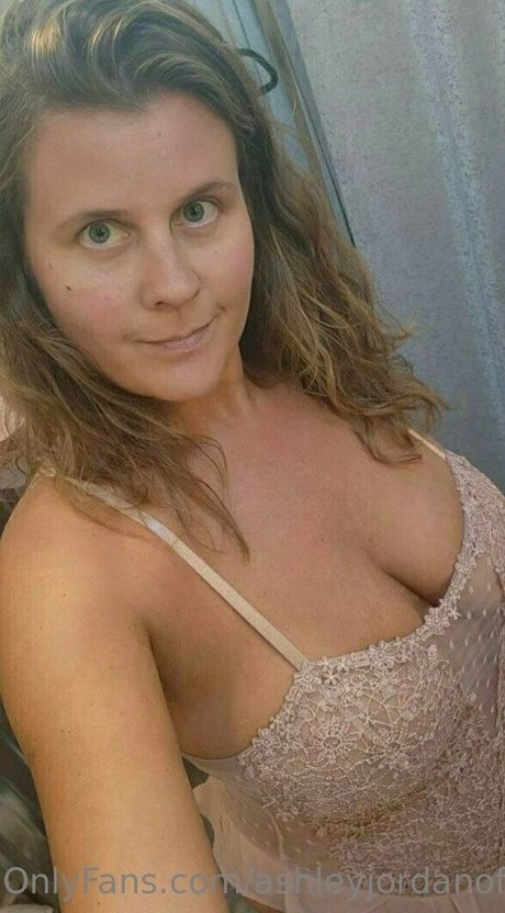 Ashleyjordanofficial