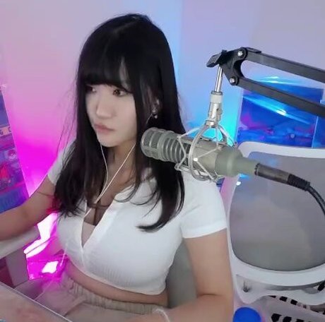 Foto di nudo di fuga di OnlyFans di Ariasaki