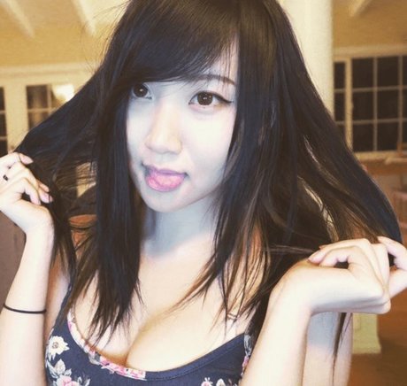 Foto di nudo di fuga di OnlyFans di Ariasaki