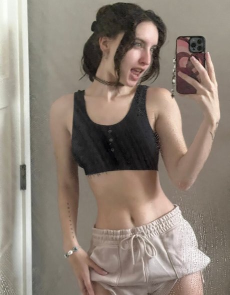 Foto di nudo di fuga di OnlyFans di Beebee Asmr