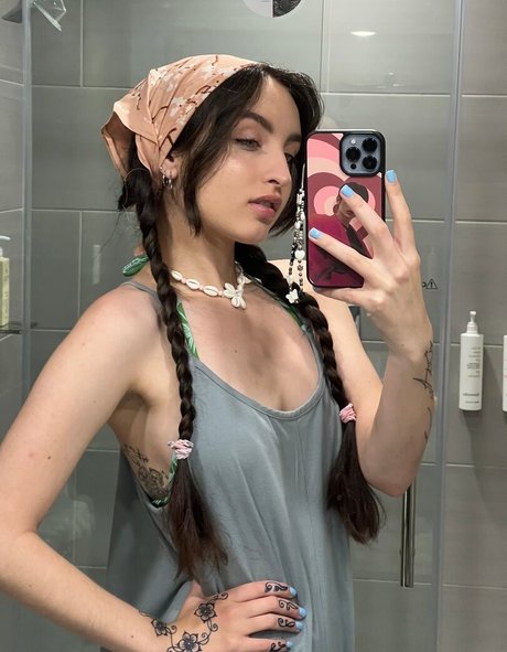 Beebee Asmr