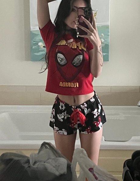 Beebee Asmr