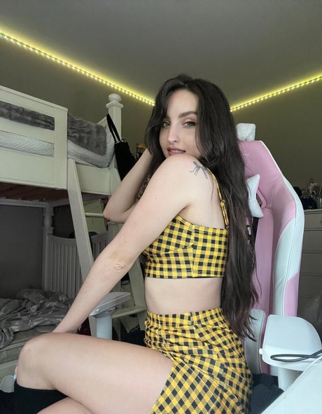 Beebee Asmr
