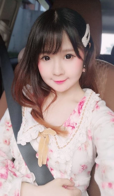 Foto di nudo di fuga di OnlyFans di Clarissa Punipun