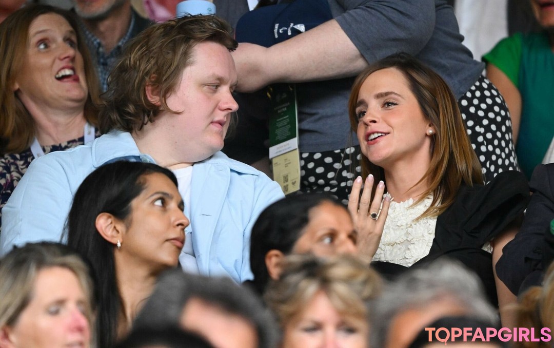 Foto di nudo di fuga di OnlyFans di Emma Watson #1055