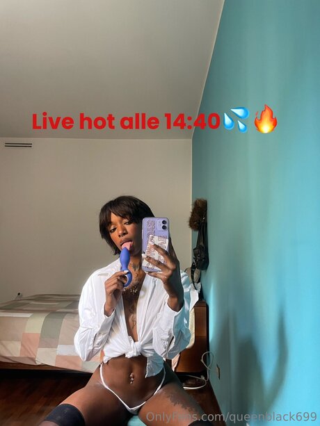 Foto di nudo di fuga di OnlyFans di Queenblack699