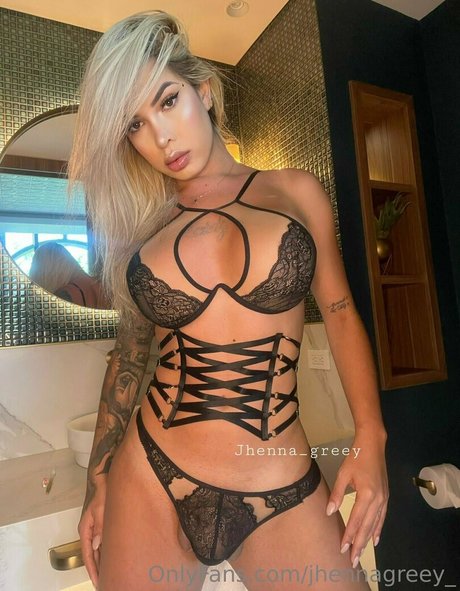 Foto di nudo di fuga di OnlyFans di Jhennagreey