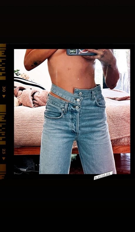 Foto di nudo di fuga di OnlyFans di Rumer Willis