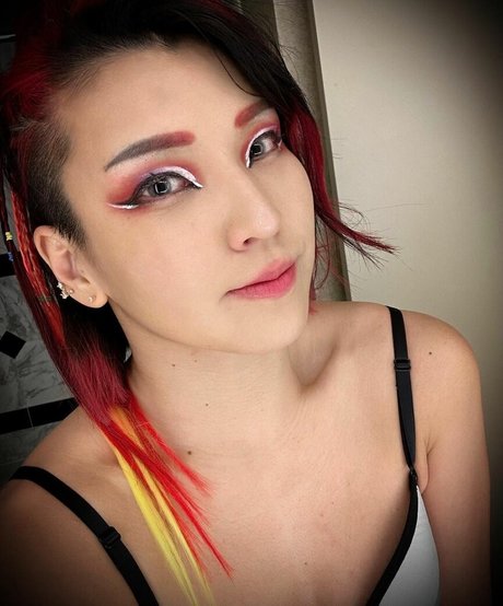 Hikaru Shida
