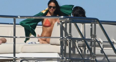 Foto di nudo di fuga di OnlyFans di Eiza Gonzalez