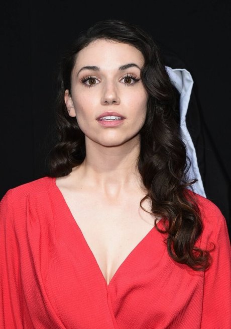 Grace Caroline Currey