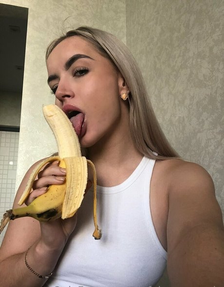 Foto di nudo di fuga di OnlyFans di Sinfulmonrovip