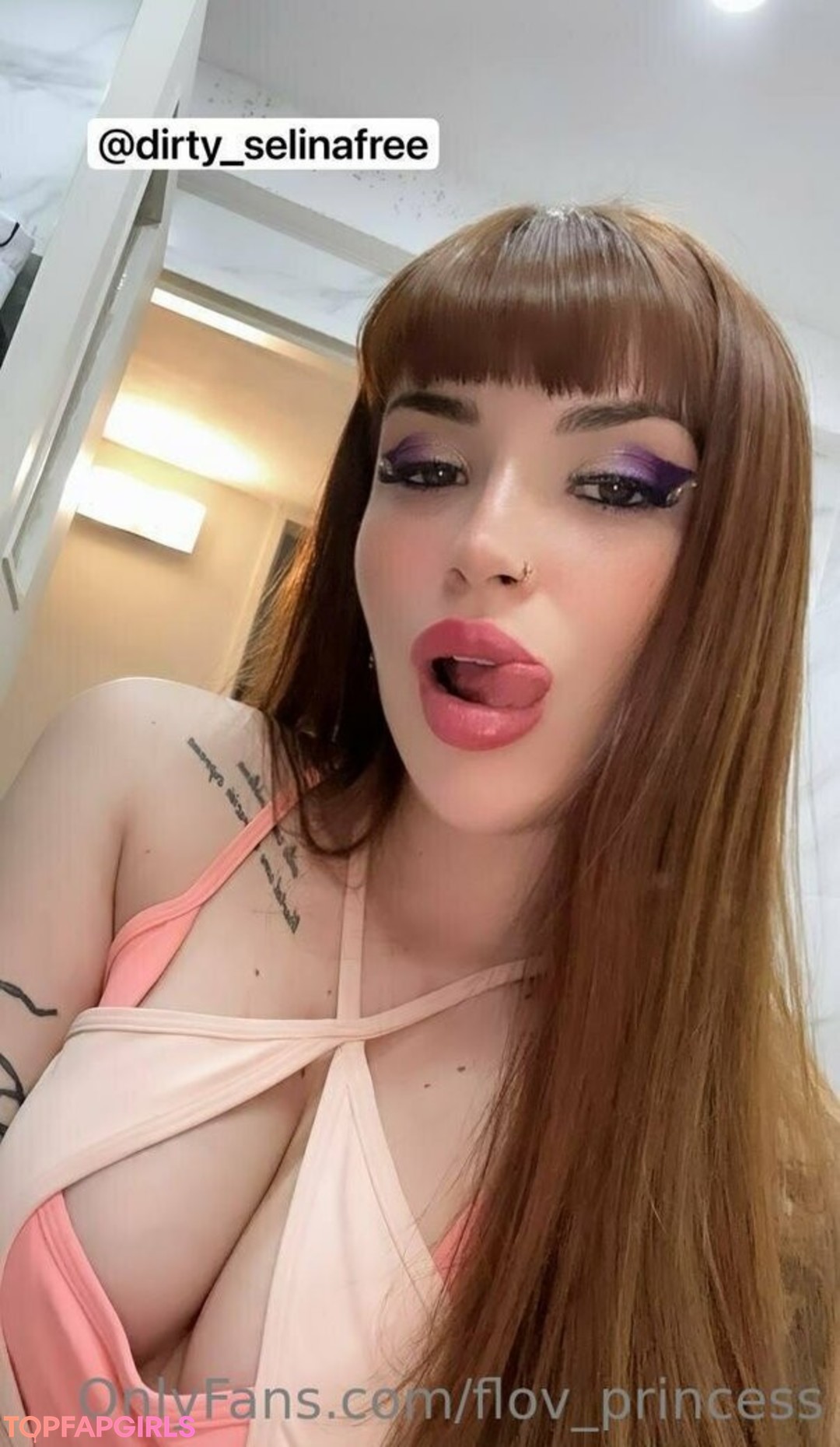 Foto di nudo di fuga di OnlyFans di Flovprincess #1104