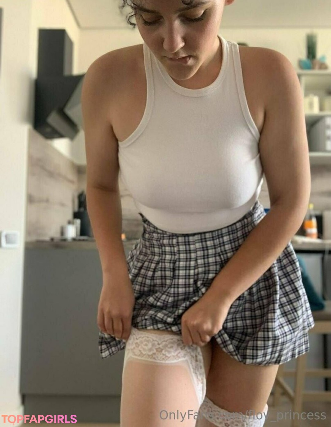 Foto di nudo di fuga di OnlyFans di Flovprincess #1212
