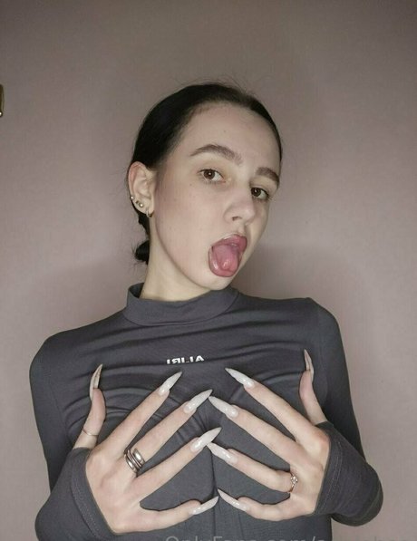 Foto di nudo di fuga di OnlyFans di Adelebee