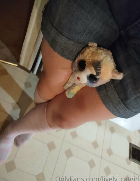 Foto di nudo di fuga di OnlyFans di Livelycatgirl